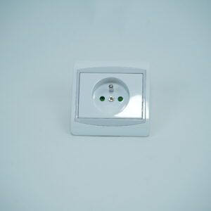 Prise de courant 2P+T – blanche